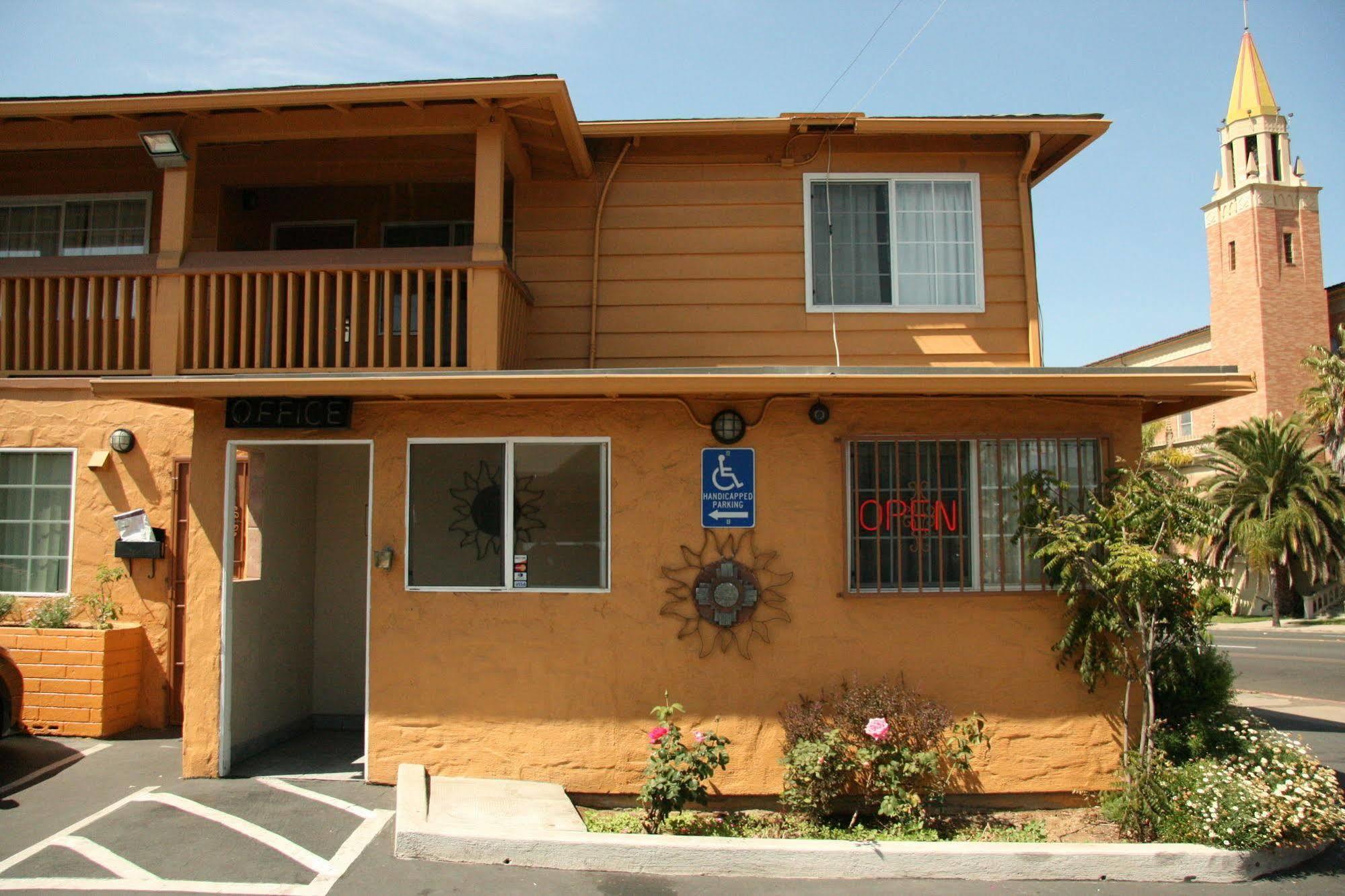 Navajo Lodge Lemon Grove Exterior foto
